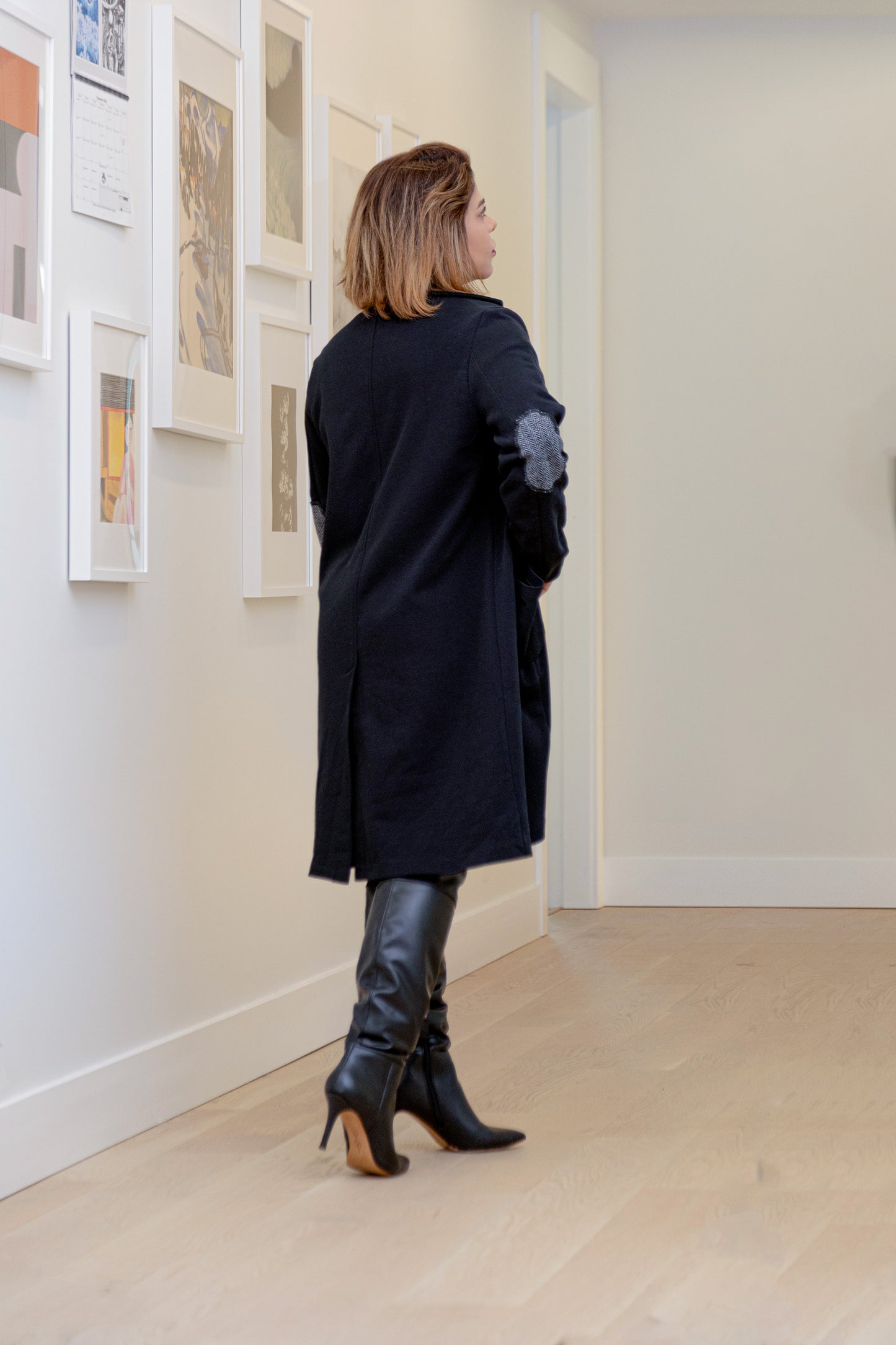 Duster coat with a notch collar