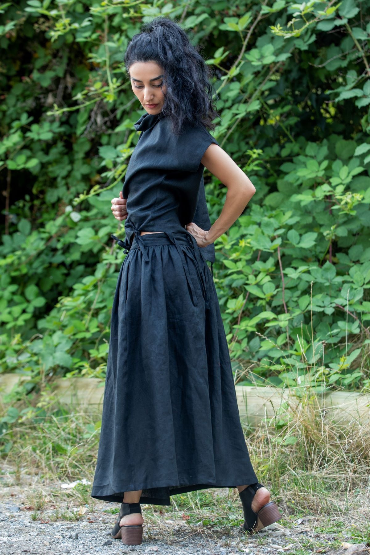 Two Piece Linen A Line Skirt and Top Set with Pockets Black kimkimely